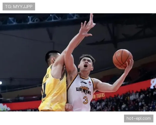 乌戈状态优先用人原则:赵继伟替补解放决胜时刻体能 乌戈状态优先用人原则:赵继伟替补解放决胜时刻体能